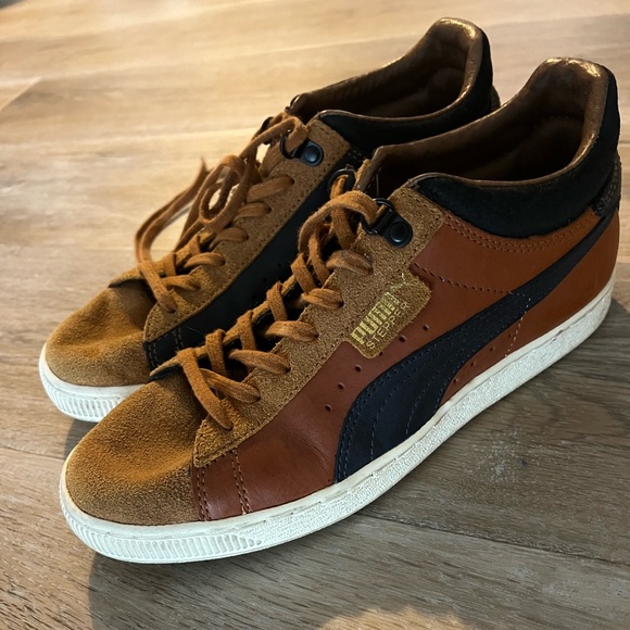 Vintage style Puma sneakers size 7.5 - Picture 1 of 3